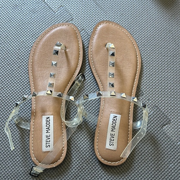 Steve Madden sandals - Picture 1 of 2